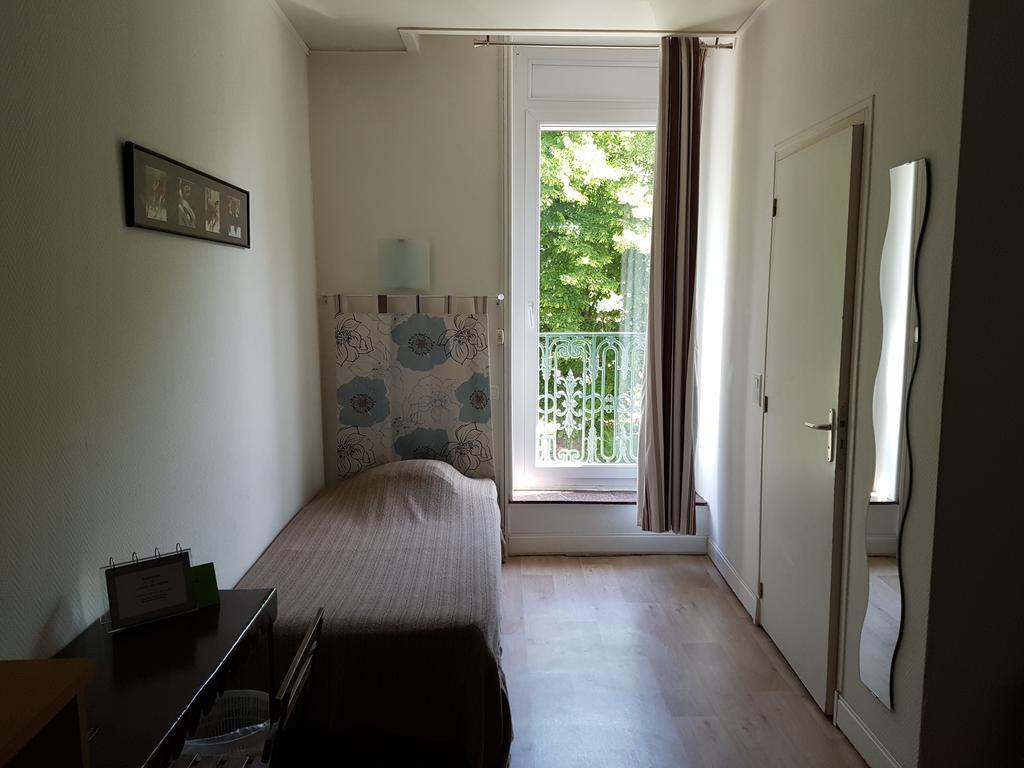 Hotel Des Poetes Avec Parking Sur Reservation Béziers Dış mekan fotoğraf